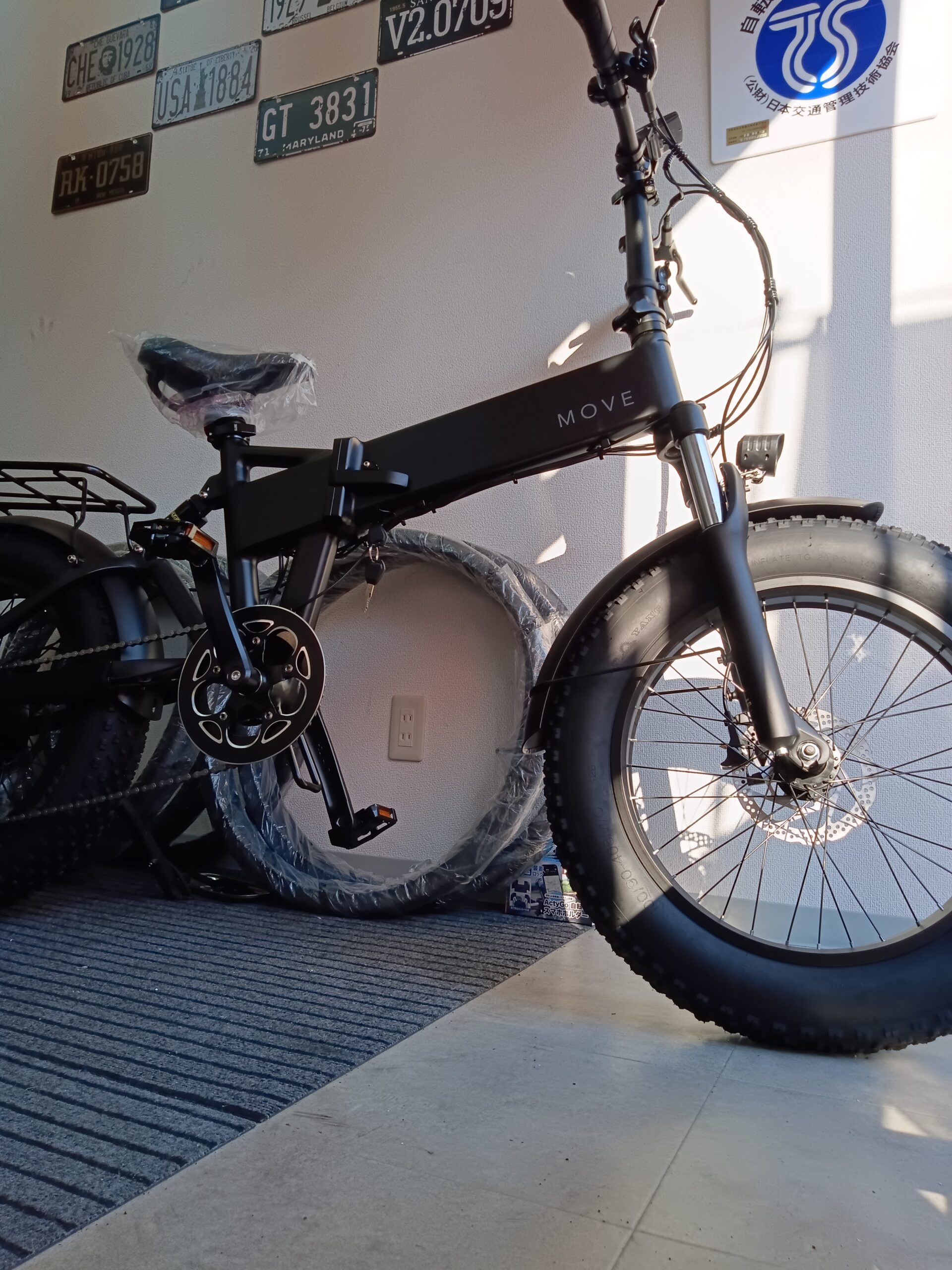 電動自転車もカッコよく乗る時代です!! - 大阪で自転車修理(出張も対応 